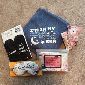 Cozy B*tch Era bundle!